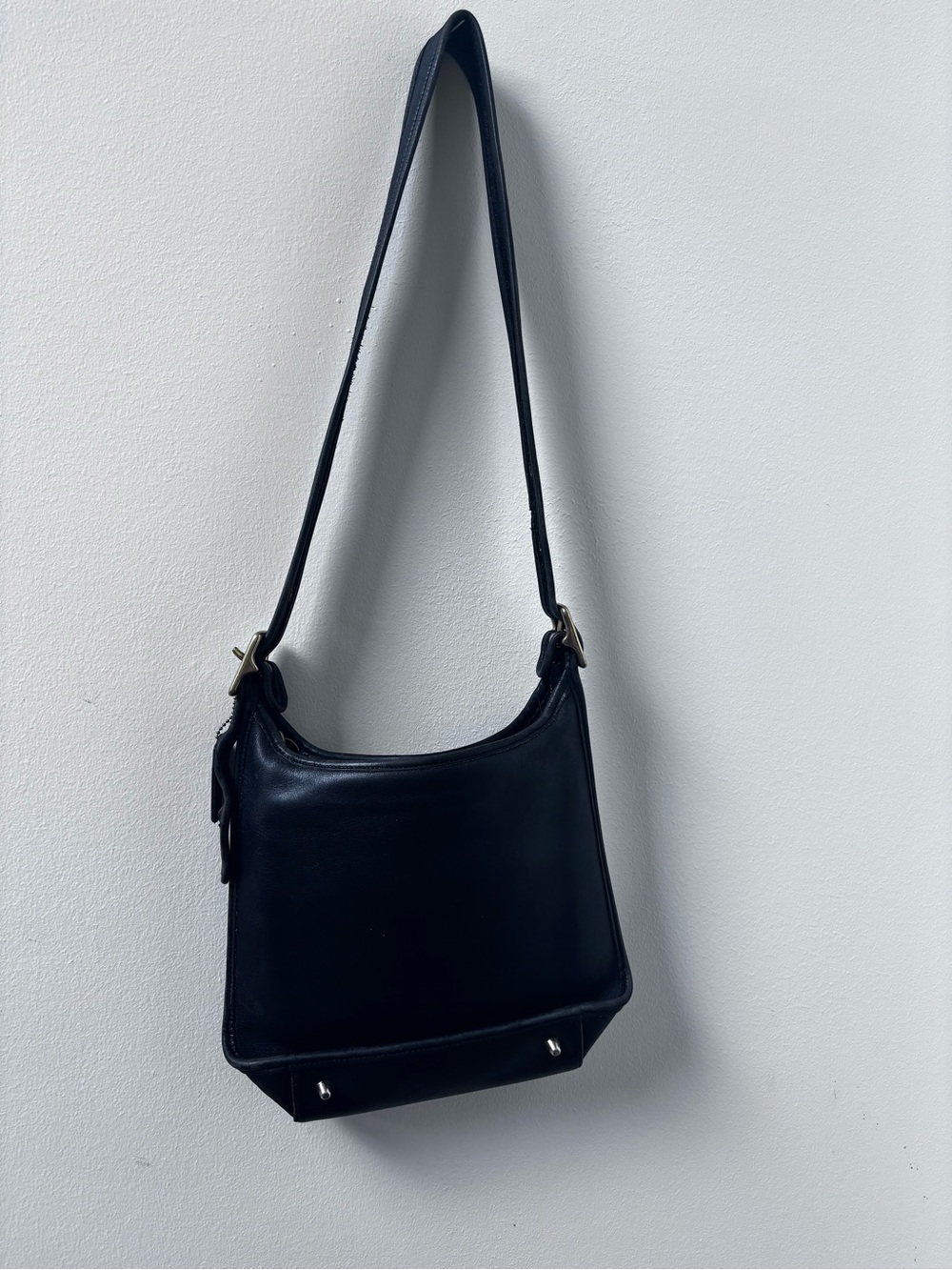 Vintage Coach Black Leather Shoulder/ crossbody Bag (90s) made is USA
